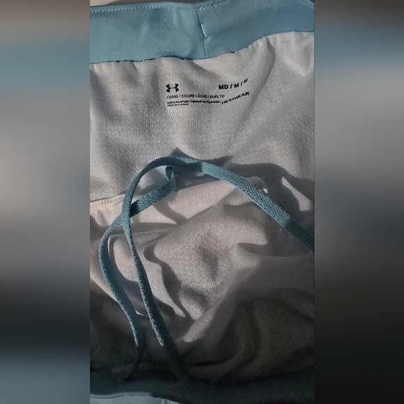 Under Armour Light Blue Shorts - Picture 4 of 4